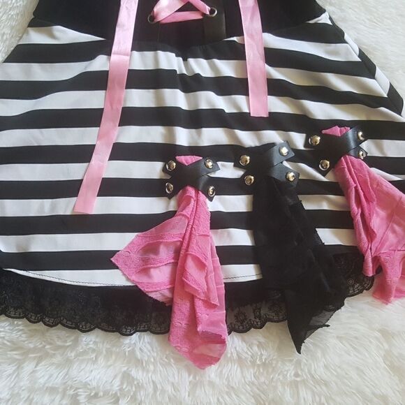 Pirate Halloween Costume Size Medium - Picture 2 of 8